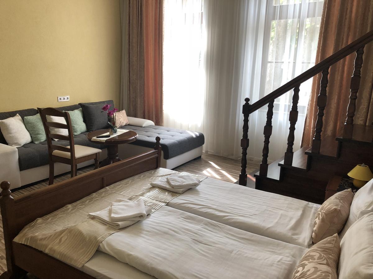 Mosoly Apartman Szeged Exterior foto